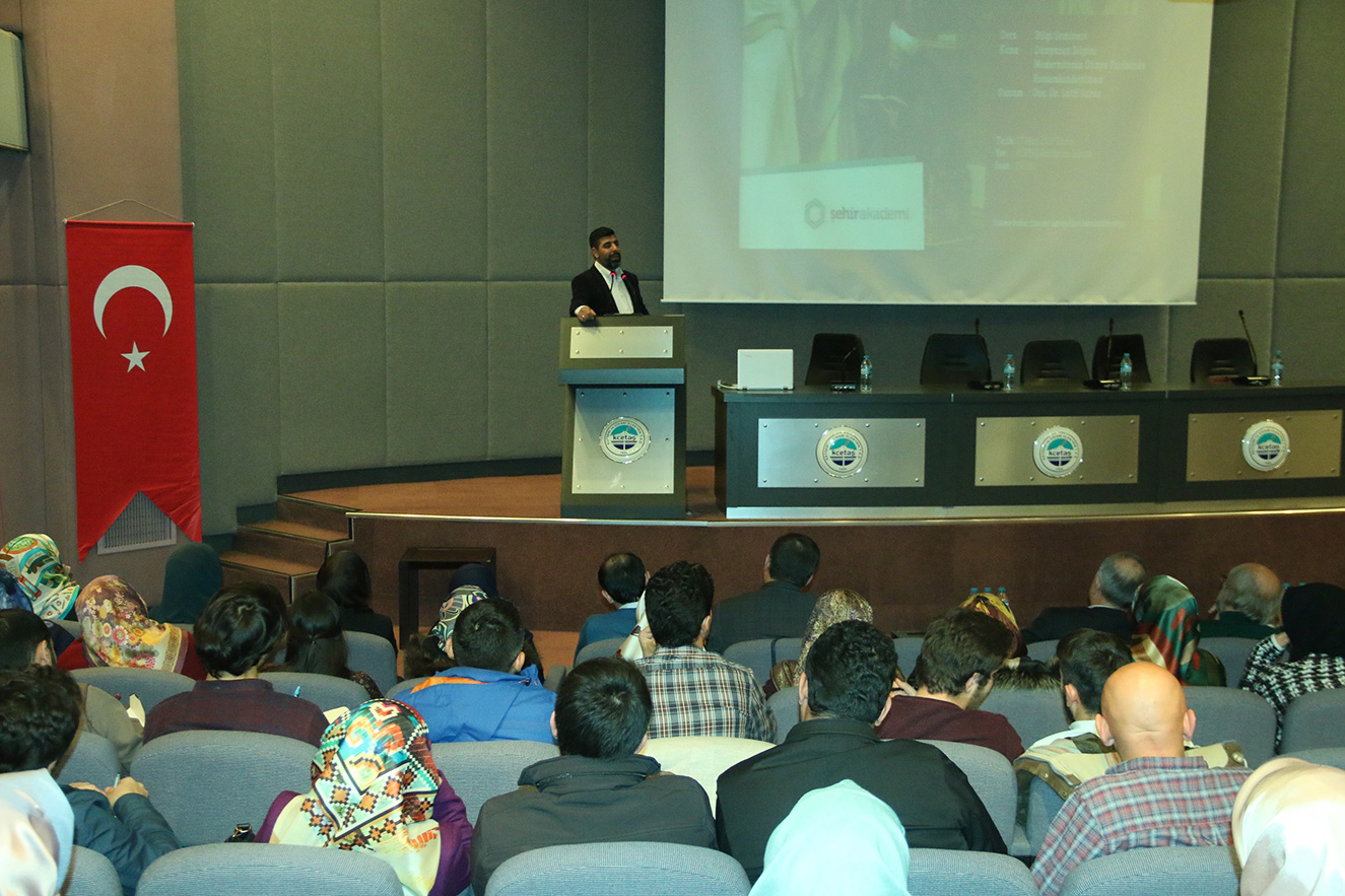 Şehir Akademi'den Bilgi Seminerleri