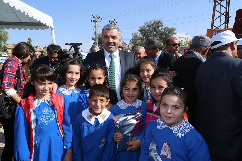 Büyükşehir'den Çocuklara 23 Nisan Hediyesi