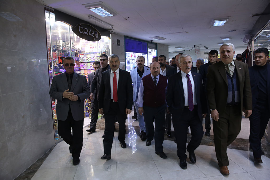 Vali Kamçı ve Başkan Çelik Yeraltı Çarşısı'nda