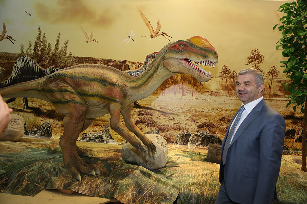 Dinozorlar Çağı Bilim Merkezi'nde