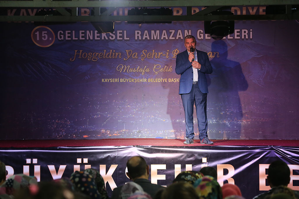 Başkan Çelik Hacılar'da