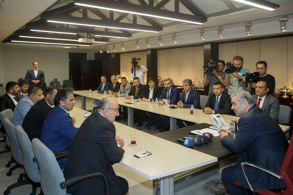 Gazeteciler Cemiyeti Büyükşehir'de 