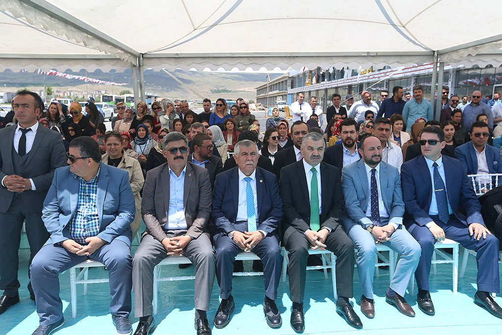 Yeni Cazibe Merkezine Yeni İş Yerleri