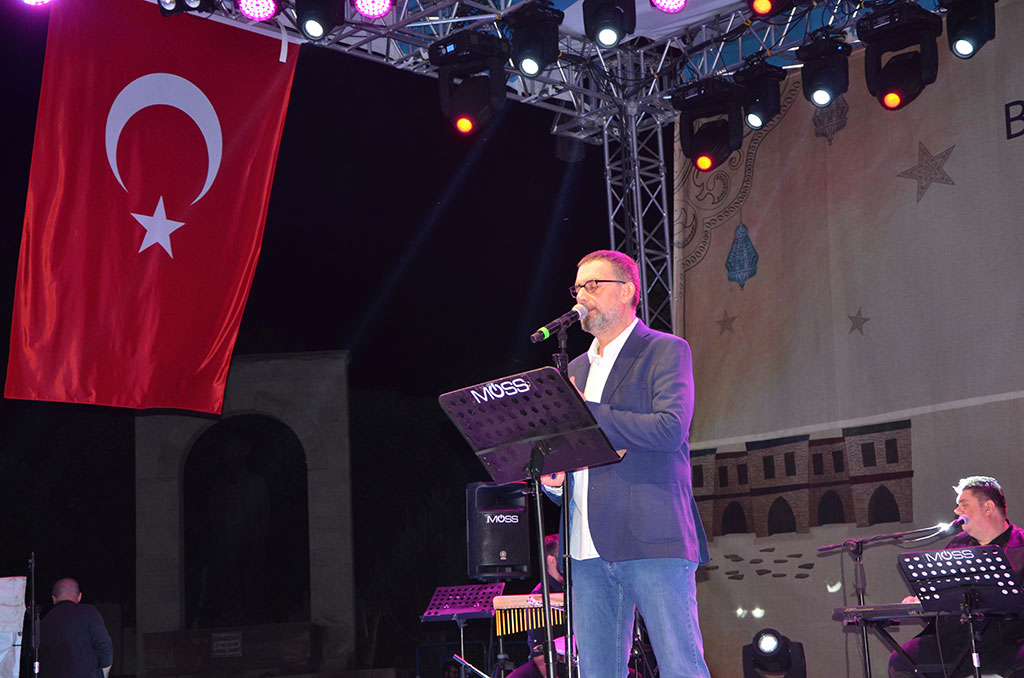 Ramazan Sokağı'nda Şiir Gecesi