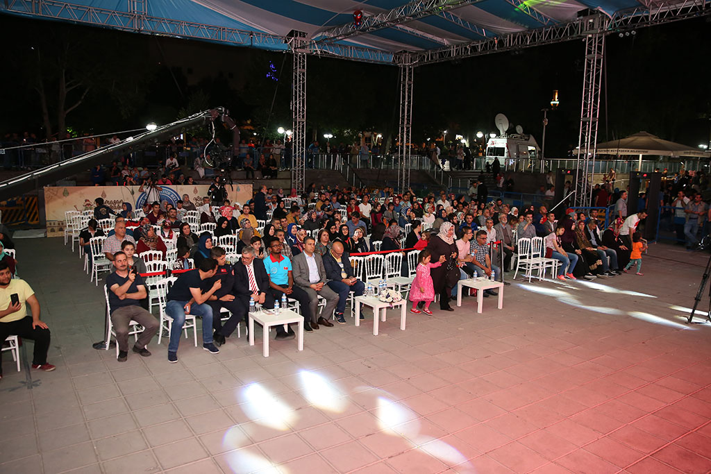 Ramazan Sokağı'ndan İlahiler Yükseldi 