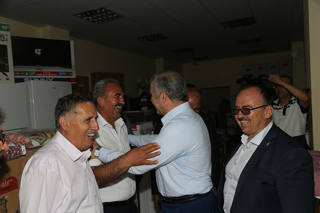 Başkan Çelik Felahiye'de