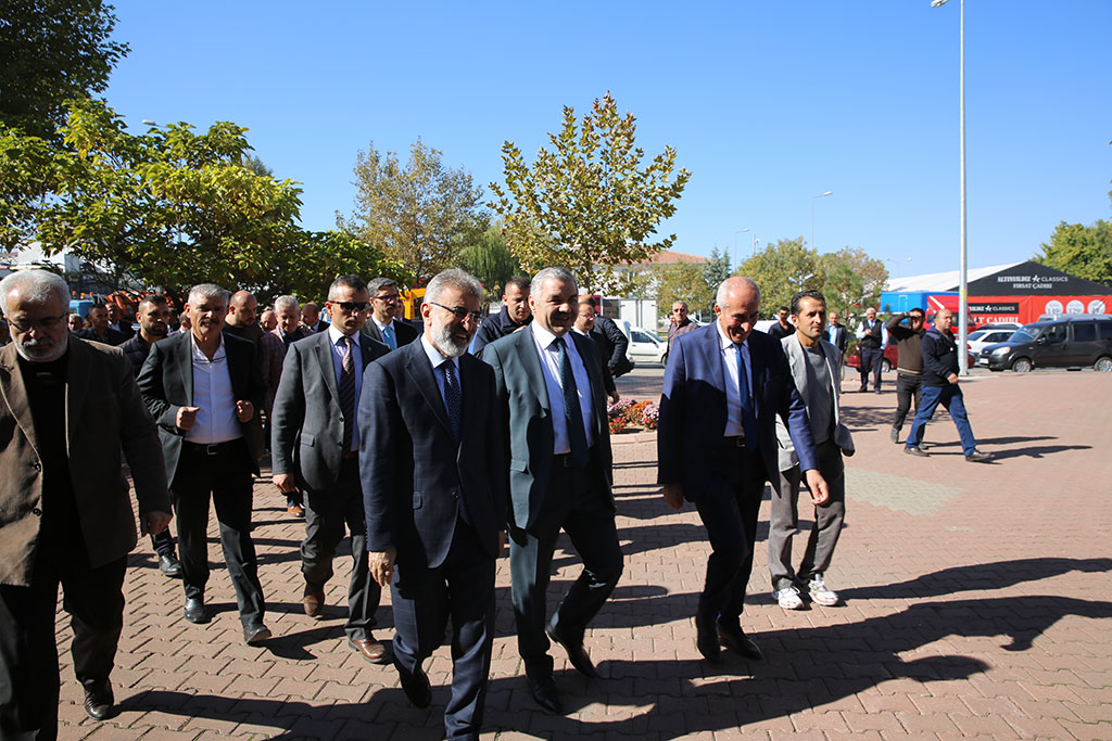 Oto Sanatkarlar'dan Başkan Çelik'e Teşekkür