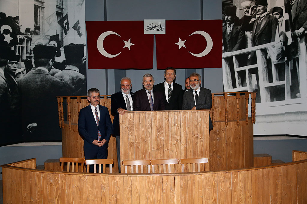 Bakan Selçuk'un Hayran Kaldığı Müze