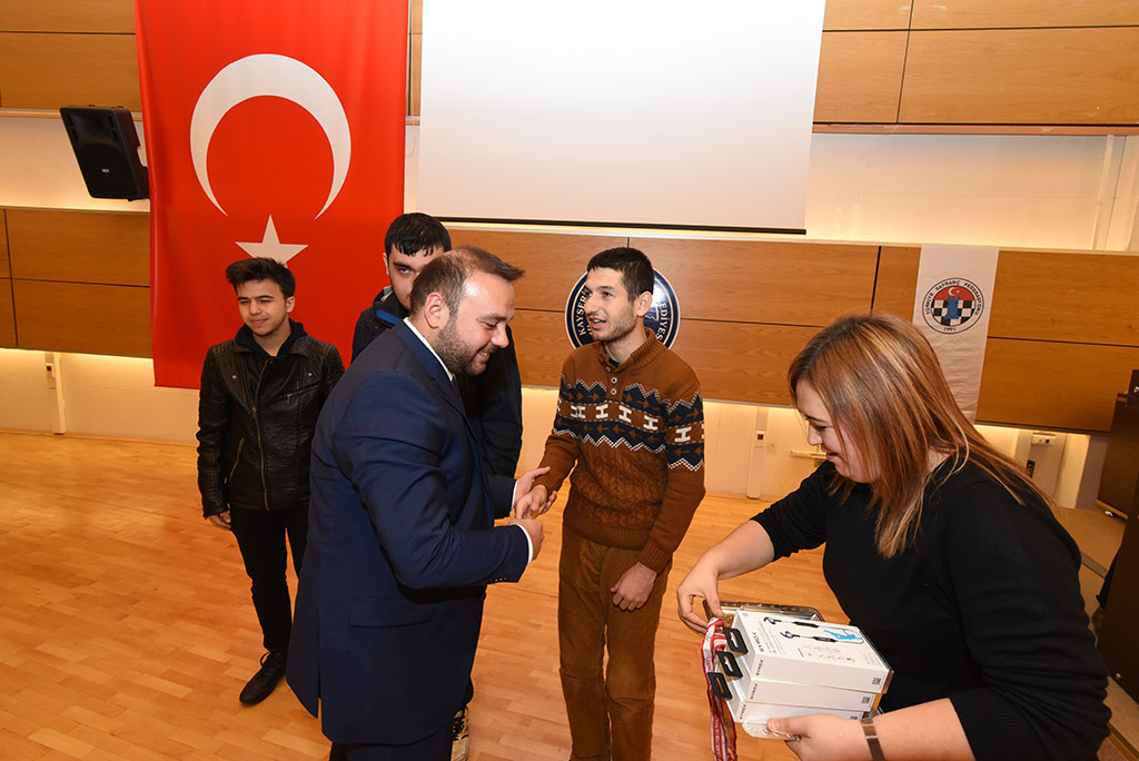 Görme Engellilerden Başkan Çelik'e Teşekkür