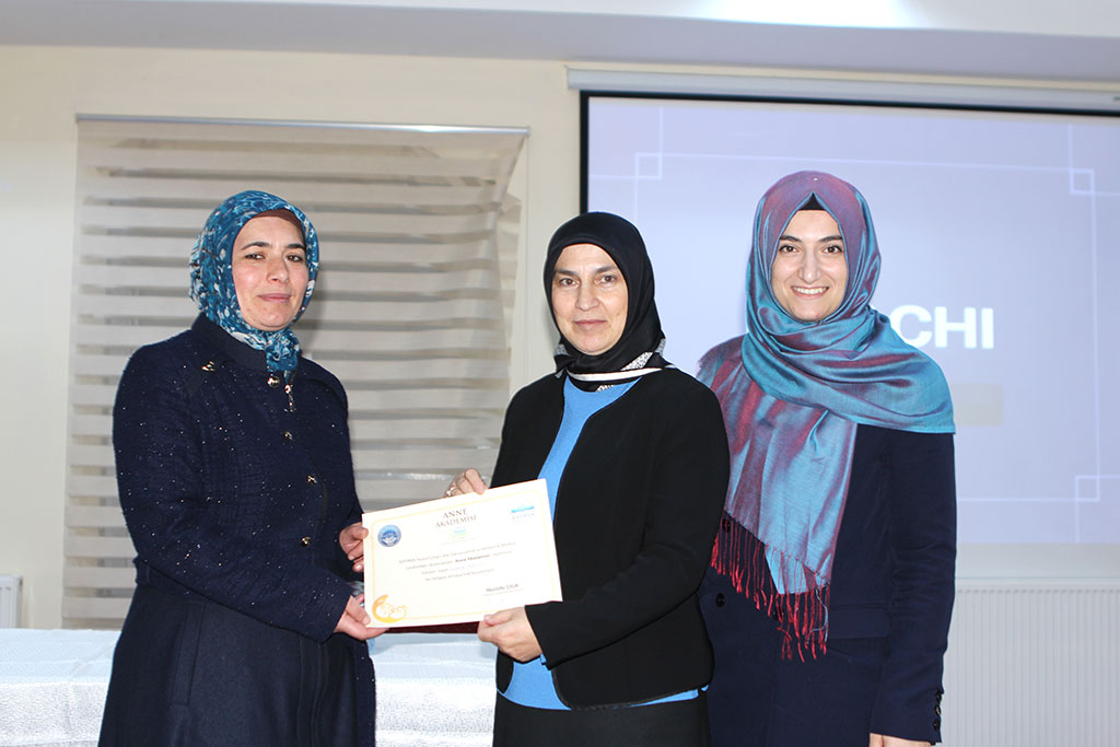 Huzur Çınarı Huzur Veriyor