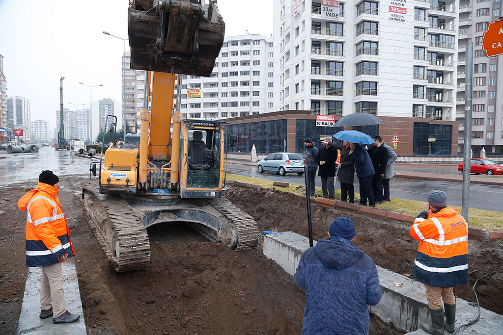 Sivas Caddesi Yer Altından Geçiliyor