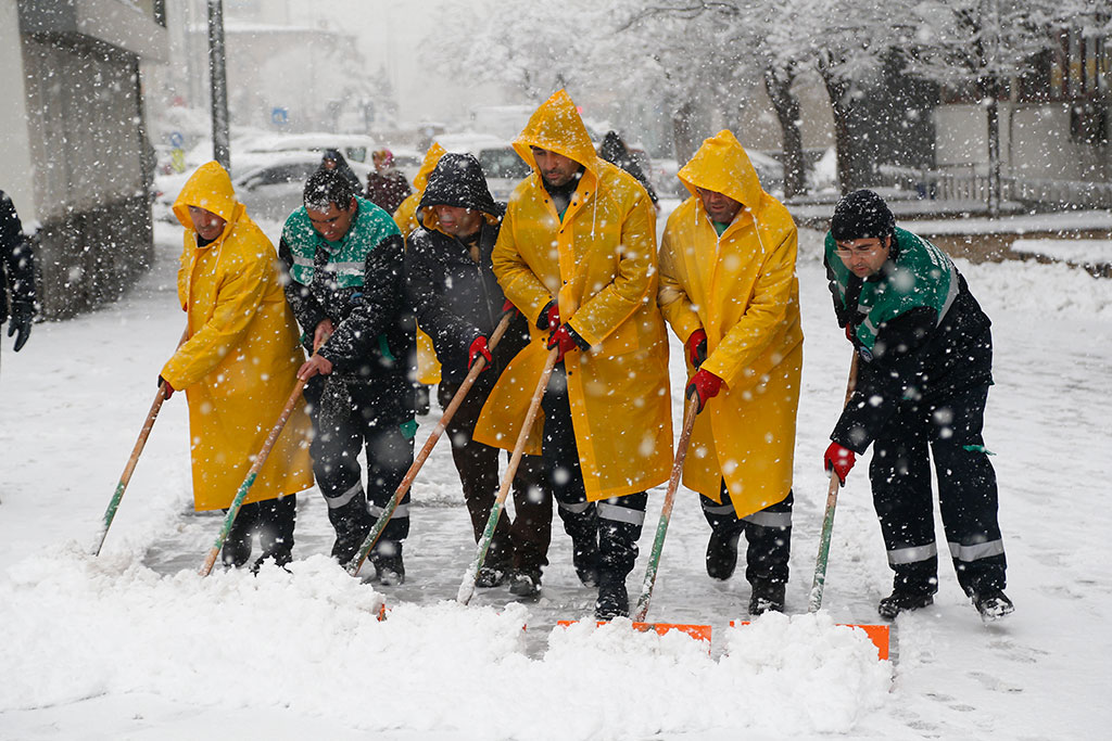 Kesintisiz Yağışa Kesintisiz Müdahale