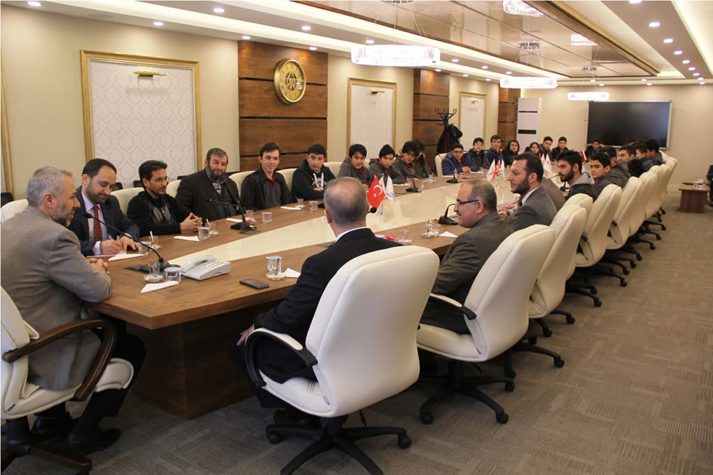 Geleceğin Yöneticileri