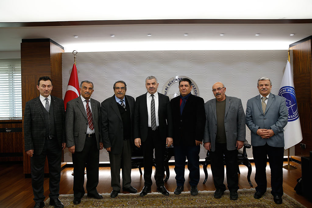 Yazarlardan Başkan Çelik'e Teşekkür