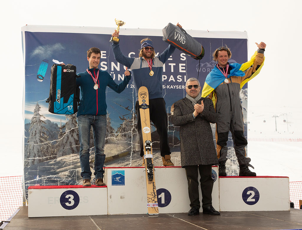 Snowkite Dünya Kupası Erciyes'te Yapıldı