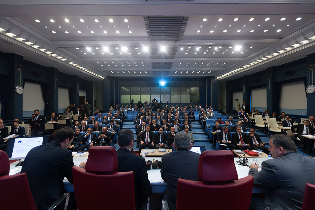 Yeni Meclisin İlk Toplantısı