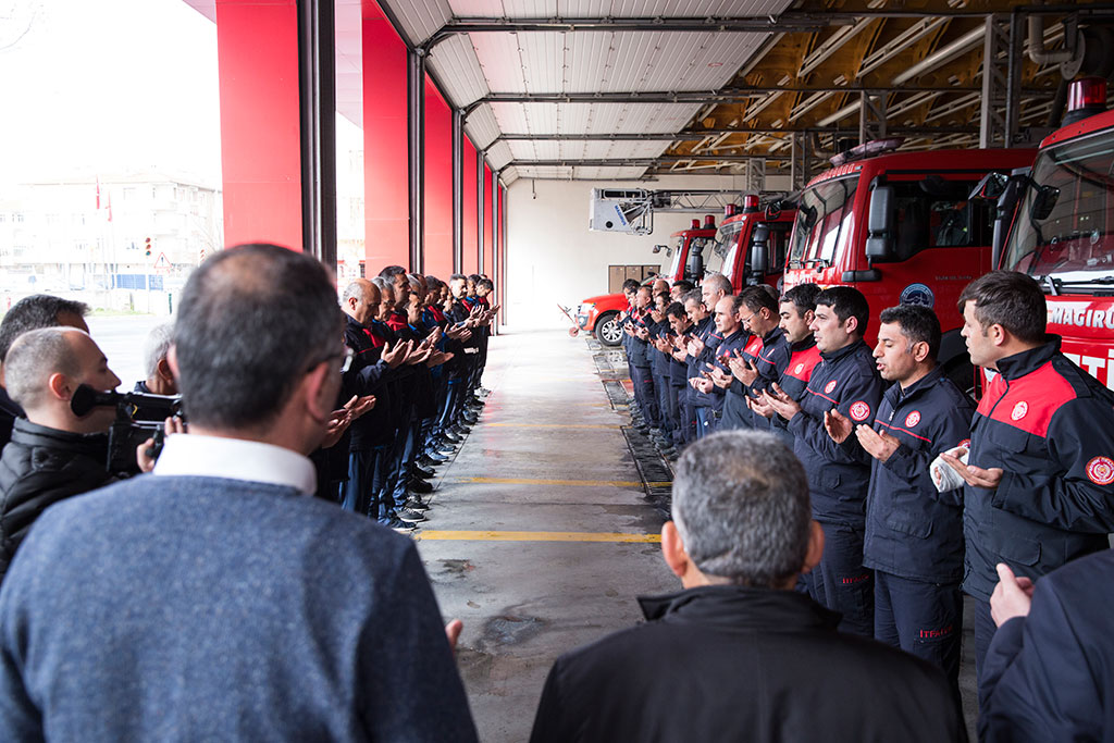 Güne Duayla Başlandı