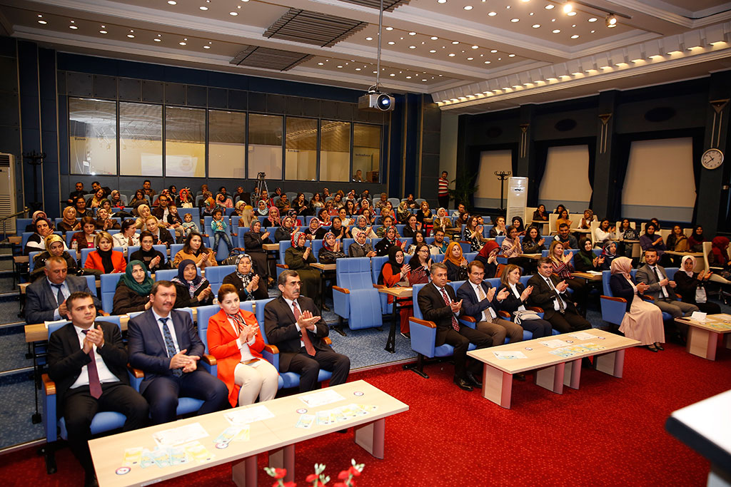 Huzur Çınarı Evliliğe Hazırlıyor