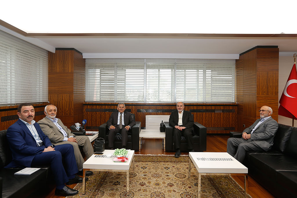 Başkan Büyükkılıç'a Ziyaretler Sürüyor