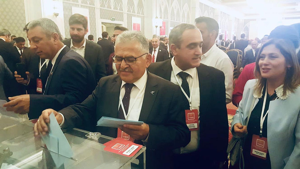 Başkan Büyükkılıç, TBB Encümeni'nde