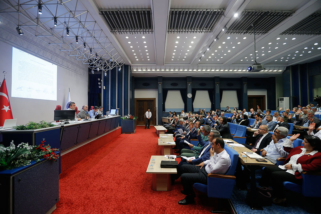 Büyükşehir Meclisi Toplandı