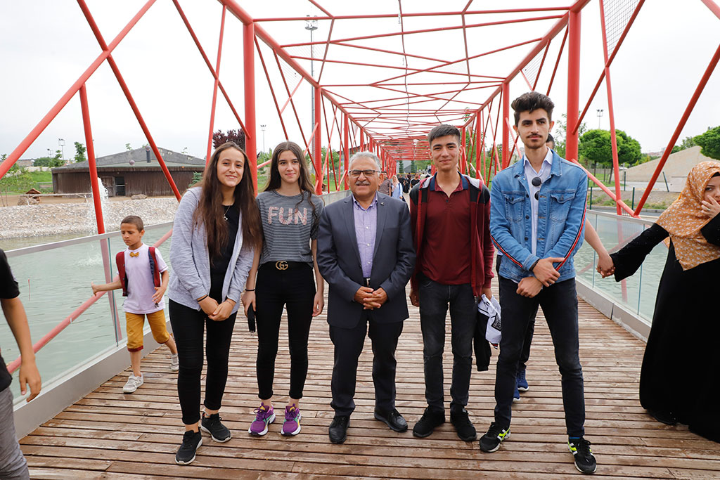 Başkan Büyükkılıç Harikalar Diyarı'nda