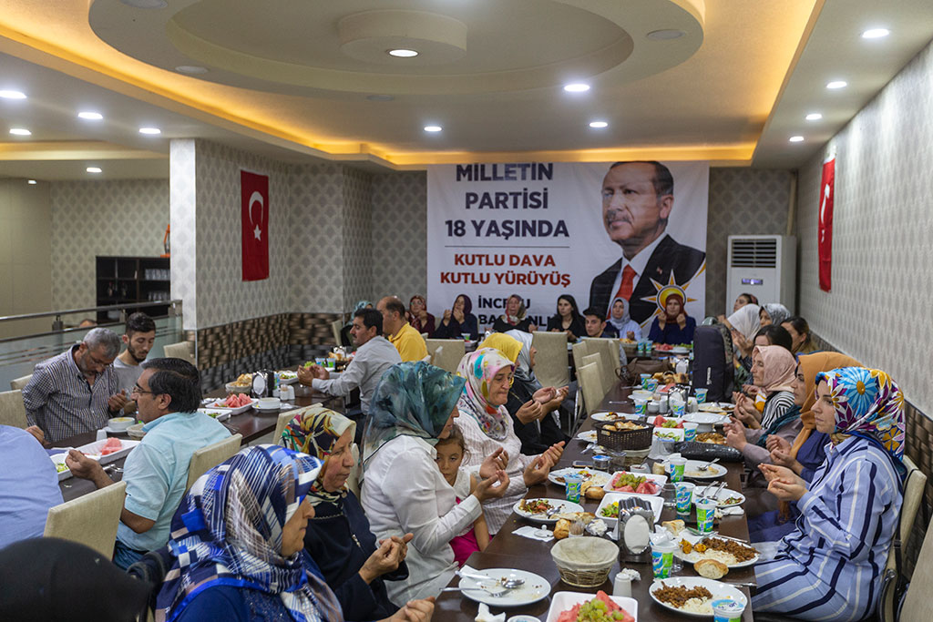 Başkan Büyükkılıç, İncesu ve Yahyalı'da