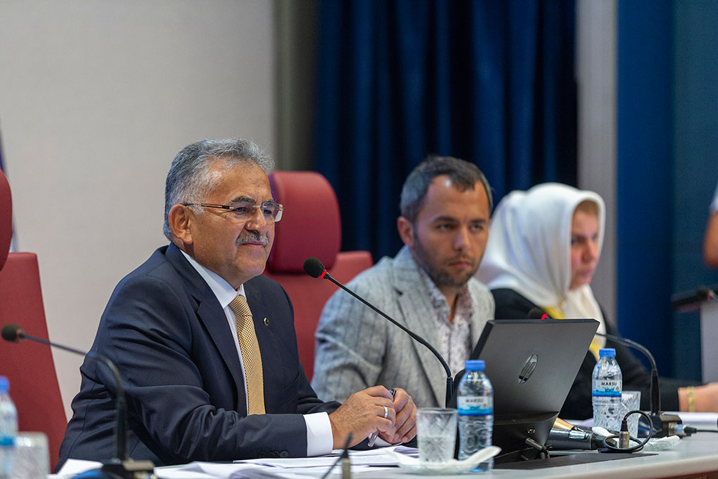 Büyükşehir Meclisi Toplandı