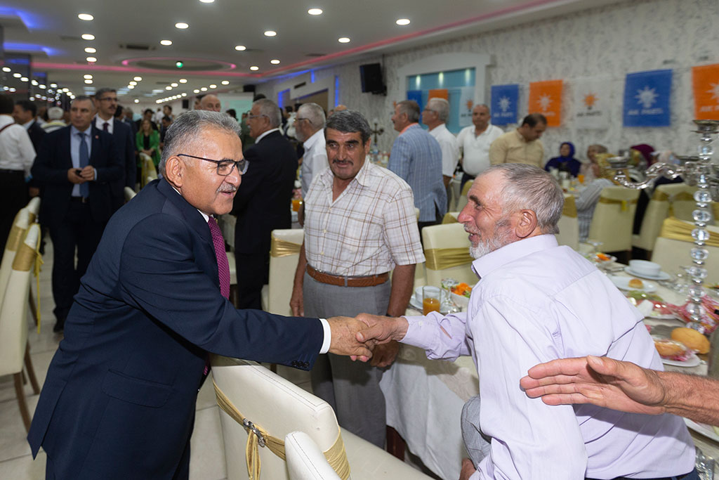 Başkan Büyükkılıç Tomarza'dan Sonra Talas'ta