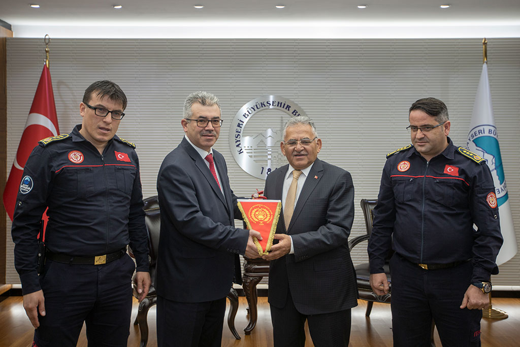 Başkan Büyükkılıç İtfaiye Haftası'nı Kutladı 