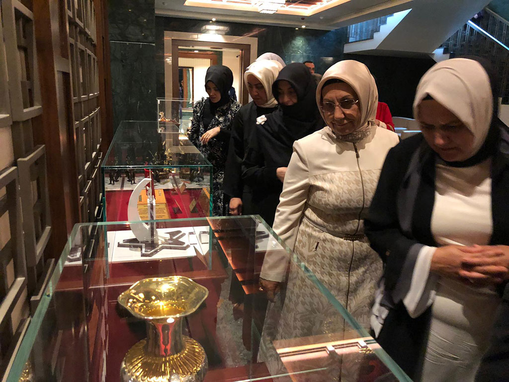 Başkan Büyükkılıç'ın Eşi Cumhurbaşkanlığı Külliyesi'nde