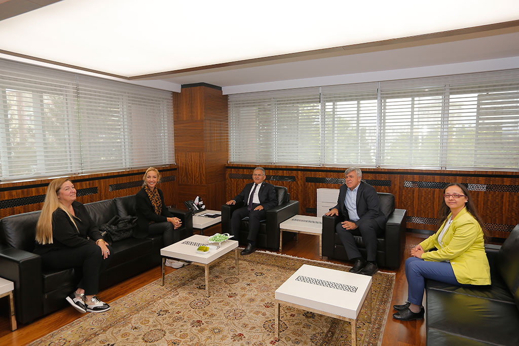 Evinizin Sağlık Elçileri Büyükşehir'de 