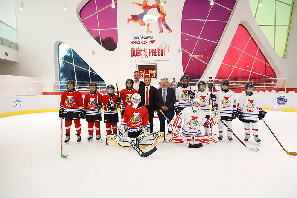 Başkan Büyükkılıç Geleceğin Sporcularıyla