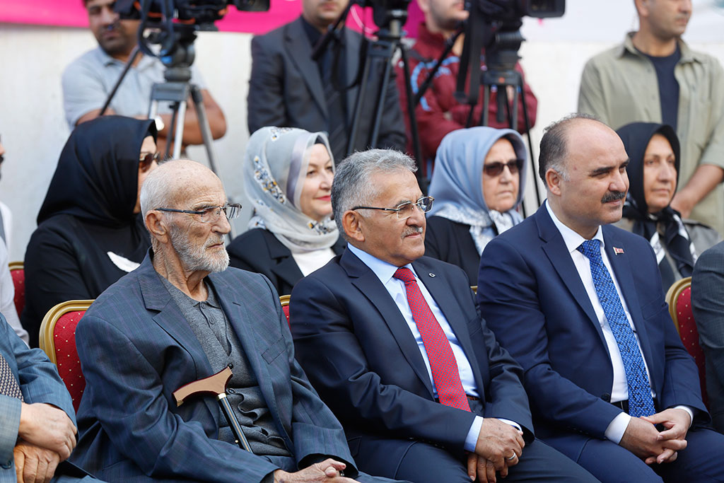 ''Hayırseverler Gurur Kaynağımız''