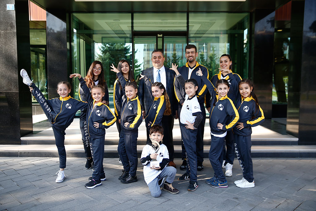 Milli Dansçılar Büyükşehir'de