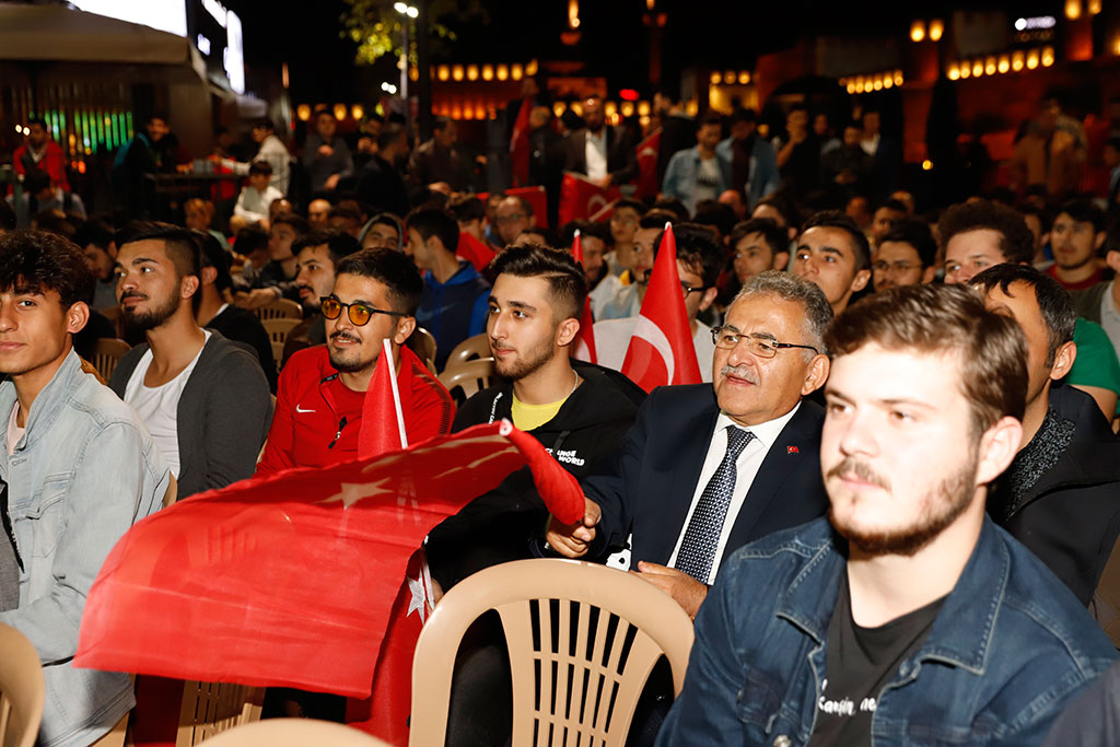 Tarihi Kalede Milli Ruh