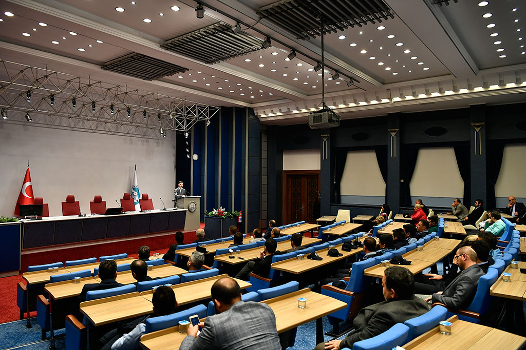 Büyükşehir'den Hizmet İçi Eğitim Semineri 