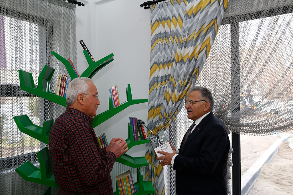 Ulu Çınarlar Yalnız Değil