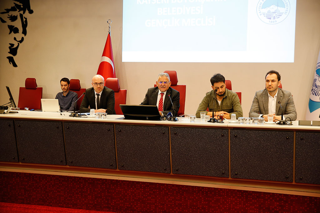 Büyükşehir'den Gençlik Meclisi