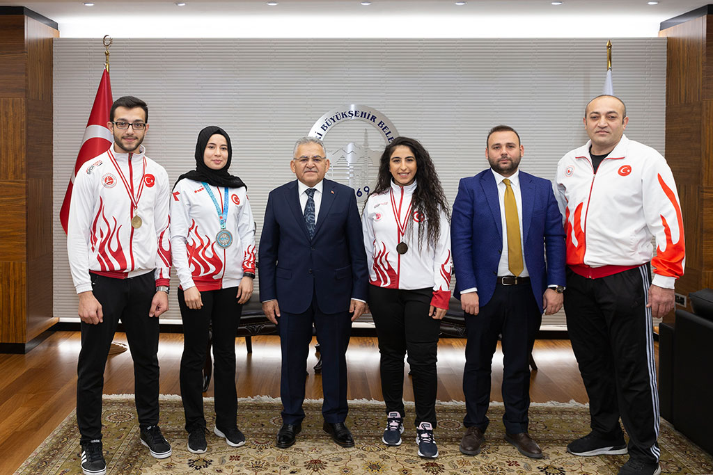 Şampiyonlar Büyükşehir'de 