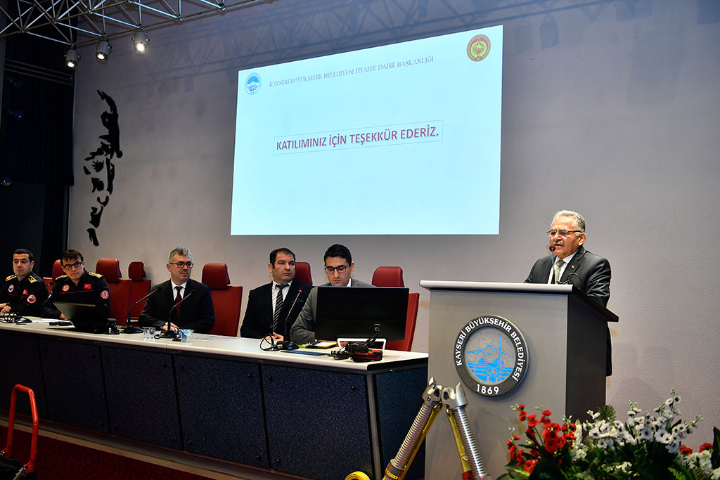 Büyükşehir'den Akıllı Şehir Buluşmaları 