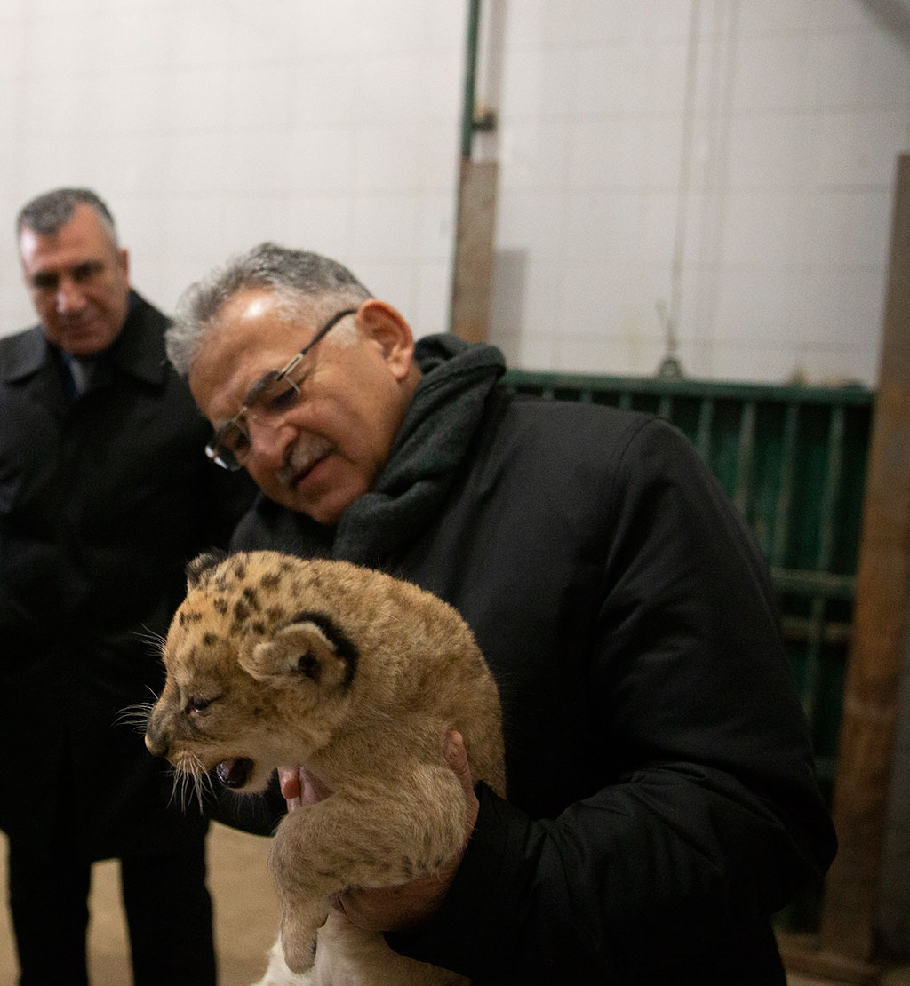 Başkan Büyükkılıç, Aslan Yavrularıyla 