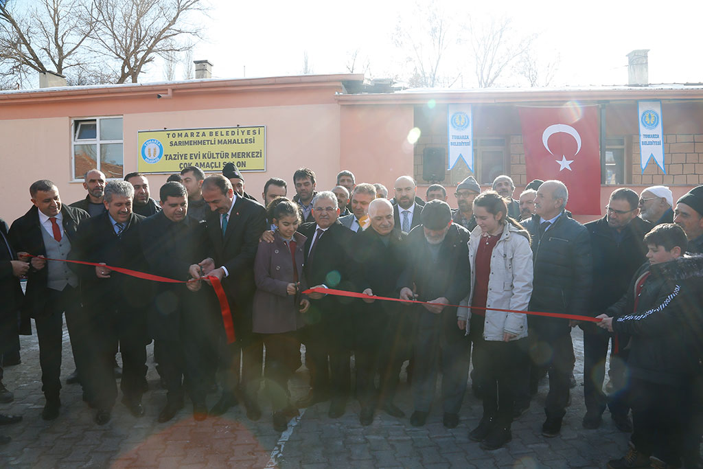 Başkan Büyükkılıç Tomarza'da 