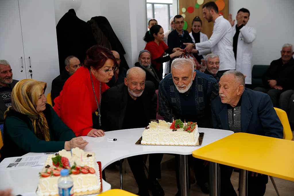 Ulu Çınarlar İyi Ki Varlar 