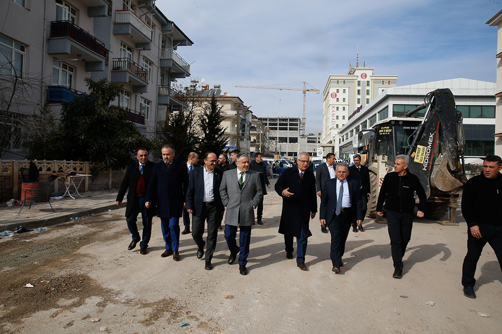 Büyükşehir Ekibi Yeniden Elazığ'da 