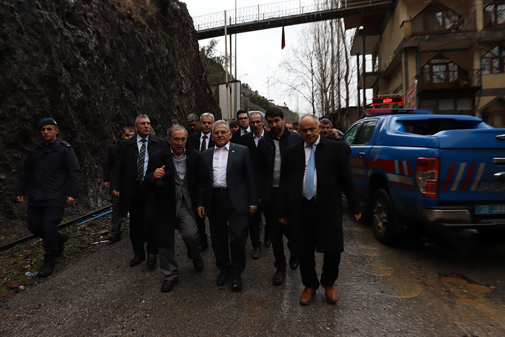 Başkan Büyükkılıç Sel Bölgesinde