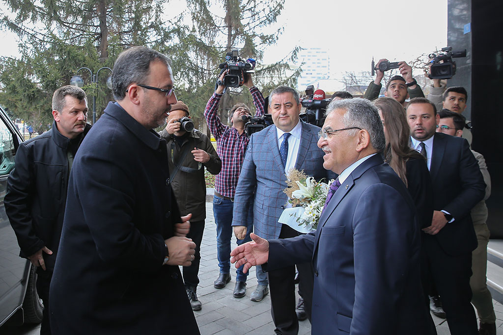 Spor Turizmi  İçin Erciyes'e Bakanlık Desteği 