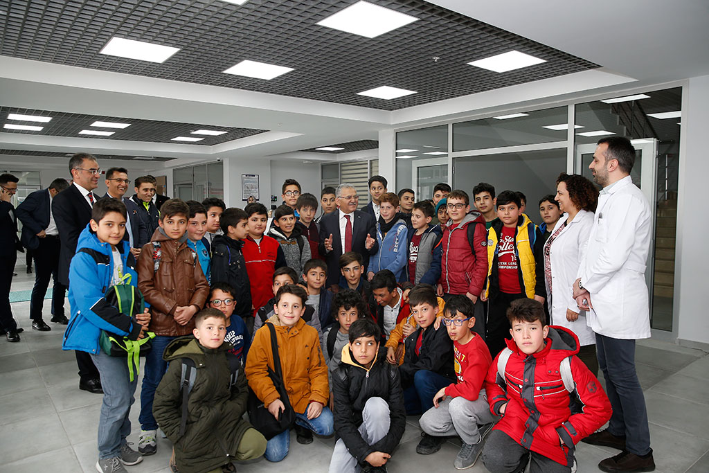 Kayseri Yeni Bir Kütüphaneye Kavuşuyor