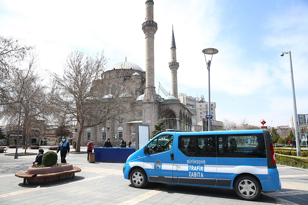 Maske Kullan, Evde Kal