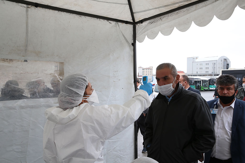 Büyükşehir'den Otobüs Şoförlerine Sağlık Taraması 